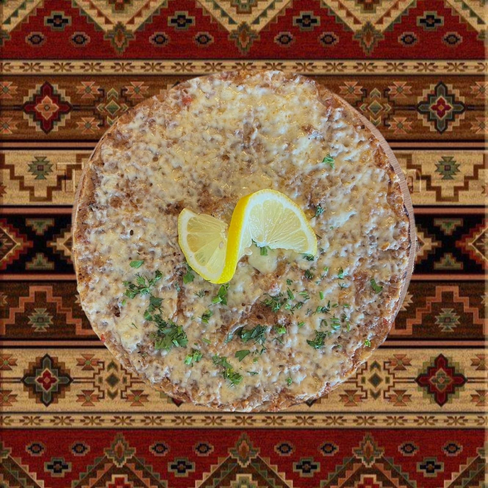Ламаджо с сыром